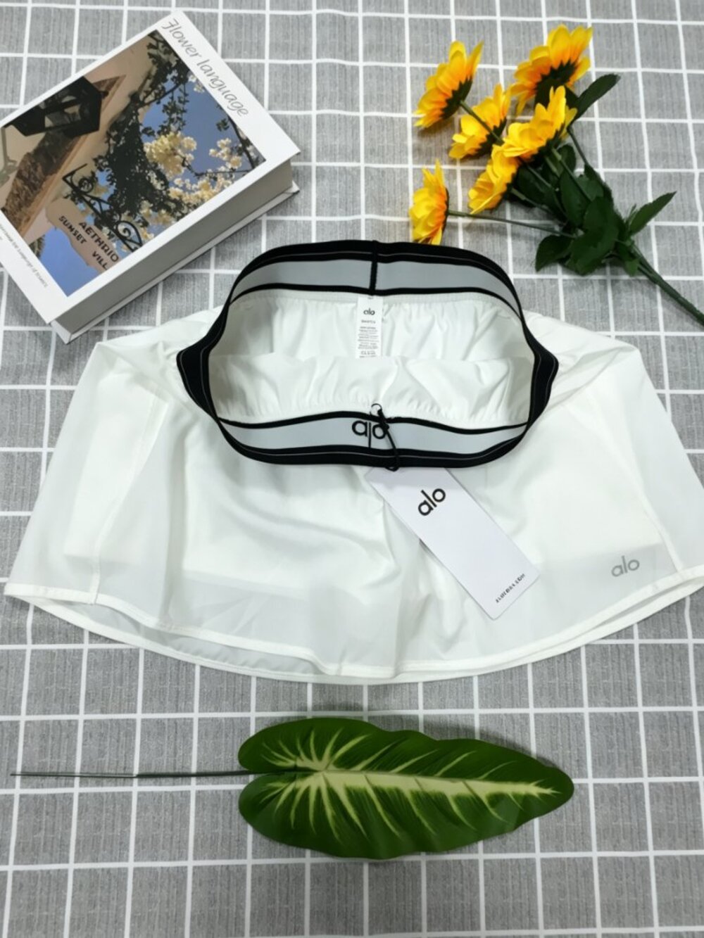 🦢ALO Yoga Brand New☀️White Match Point Tennis Skirt - Picture 4 of 9
